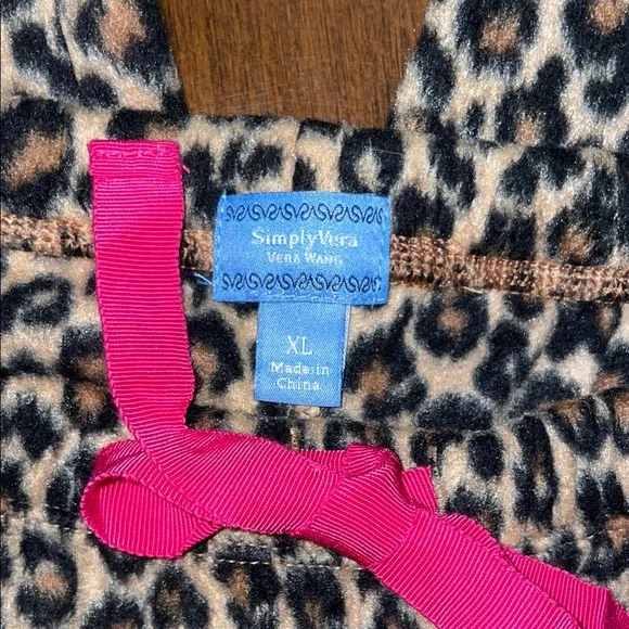Simply Vera Leopard Print Pajama set, Women’s XL - Picture 7 of 8